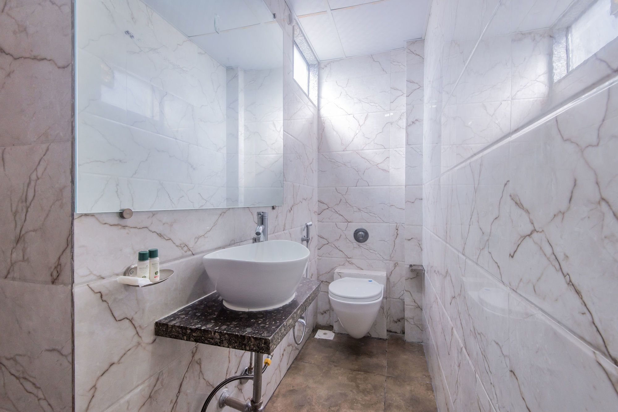 Fabhotel Arton Suite - Nr Mumbai International Airport Luaran gambar